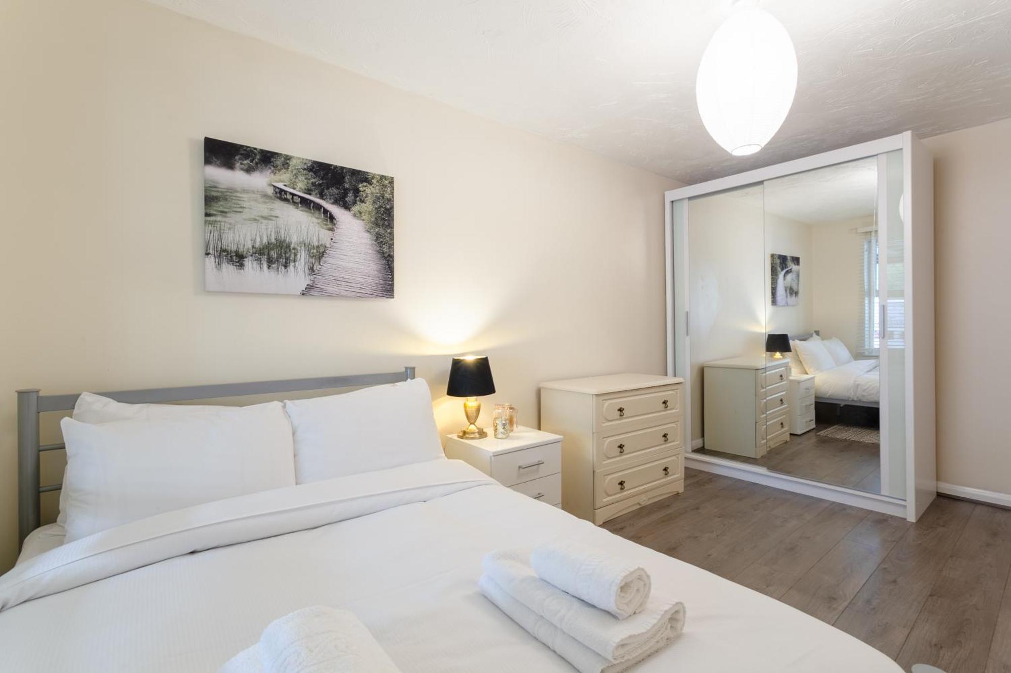 Stylish And Homely 4 Bedroom Home In East London Exteriör bild